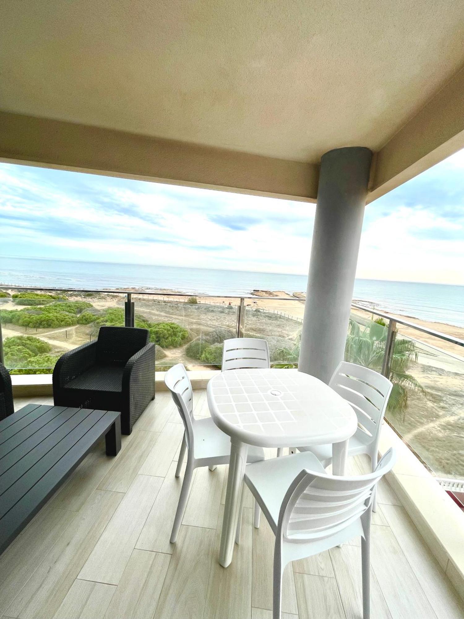 Luxury And Modern Beach Apartment With Sea Views Torre La Mata Exterior foto