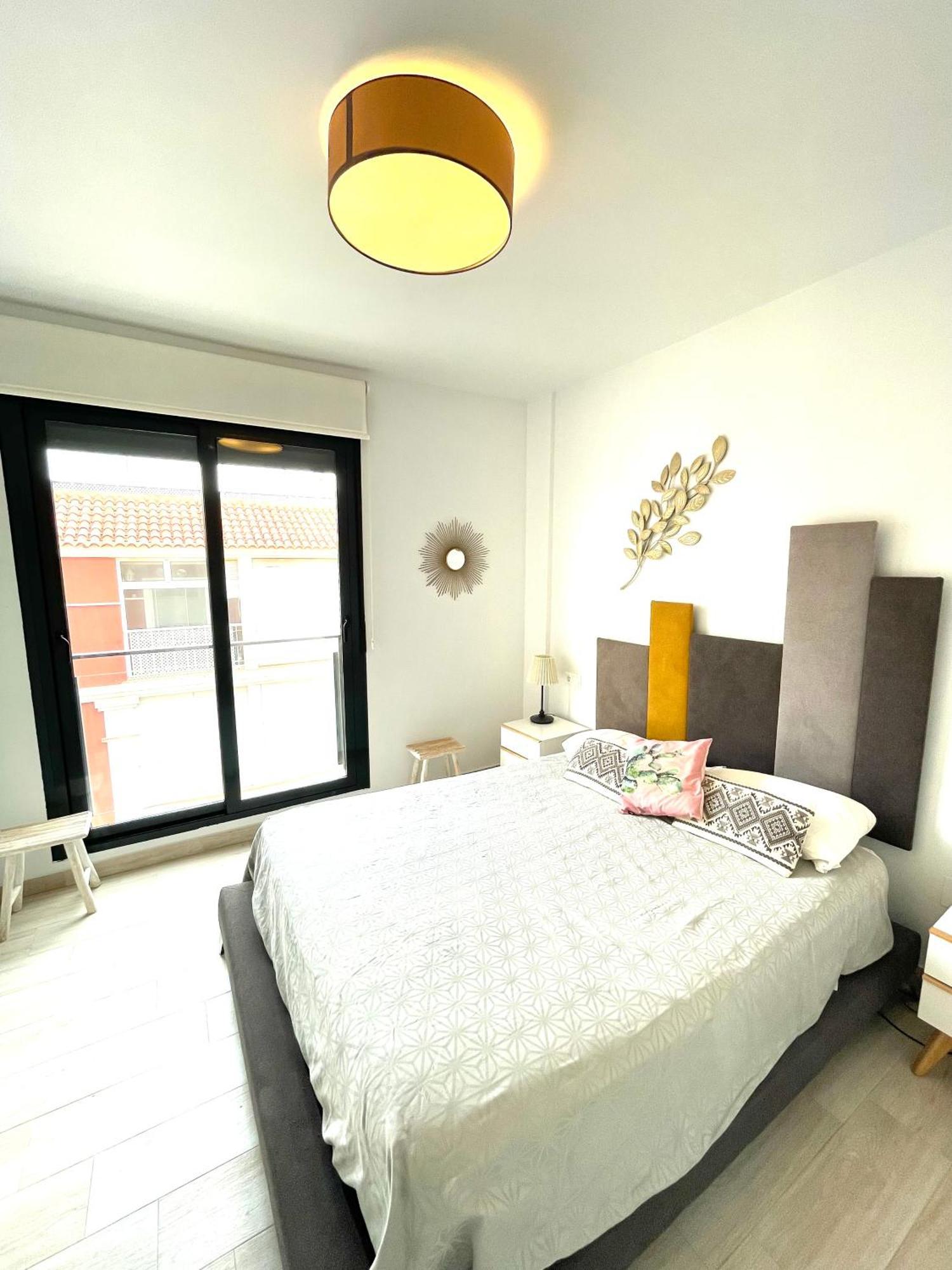 Luxury And Modern Beach Apartment With Sea Views Torre La Mata Exterior foto