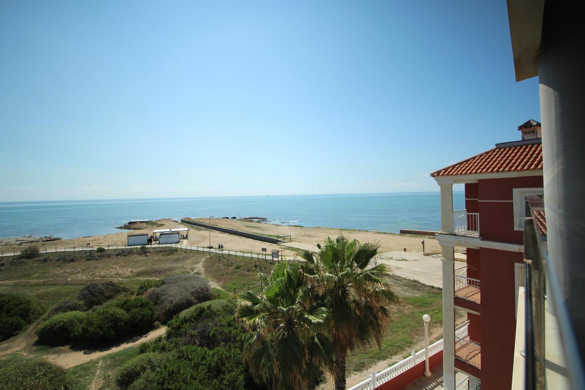 Luxury And Modern Beach Apartment With Sea Views Torre La Mata Exterior foto